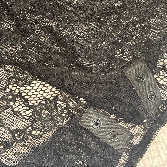 Black Lace Bodysuit - Picture 4 of 7